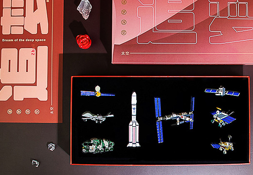 追夢人紀念徽章套裝定制